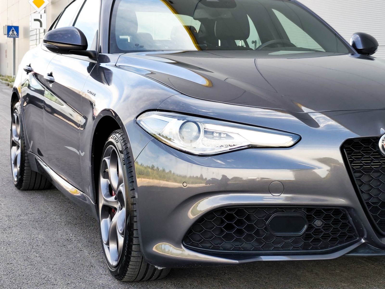 Alfa Romeo Giulia 2,0Turbo Veloce Q4 280 ks |Kam |LED |CarPlay |JAMST, fotografija 16