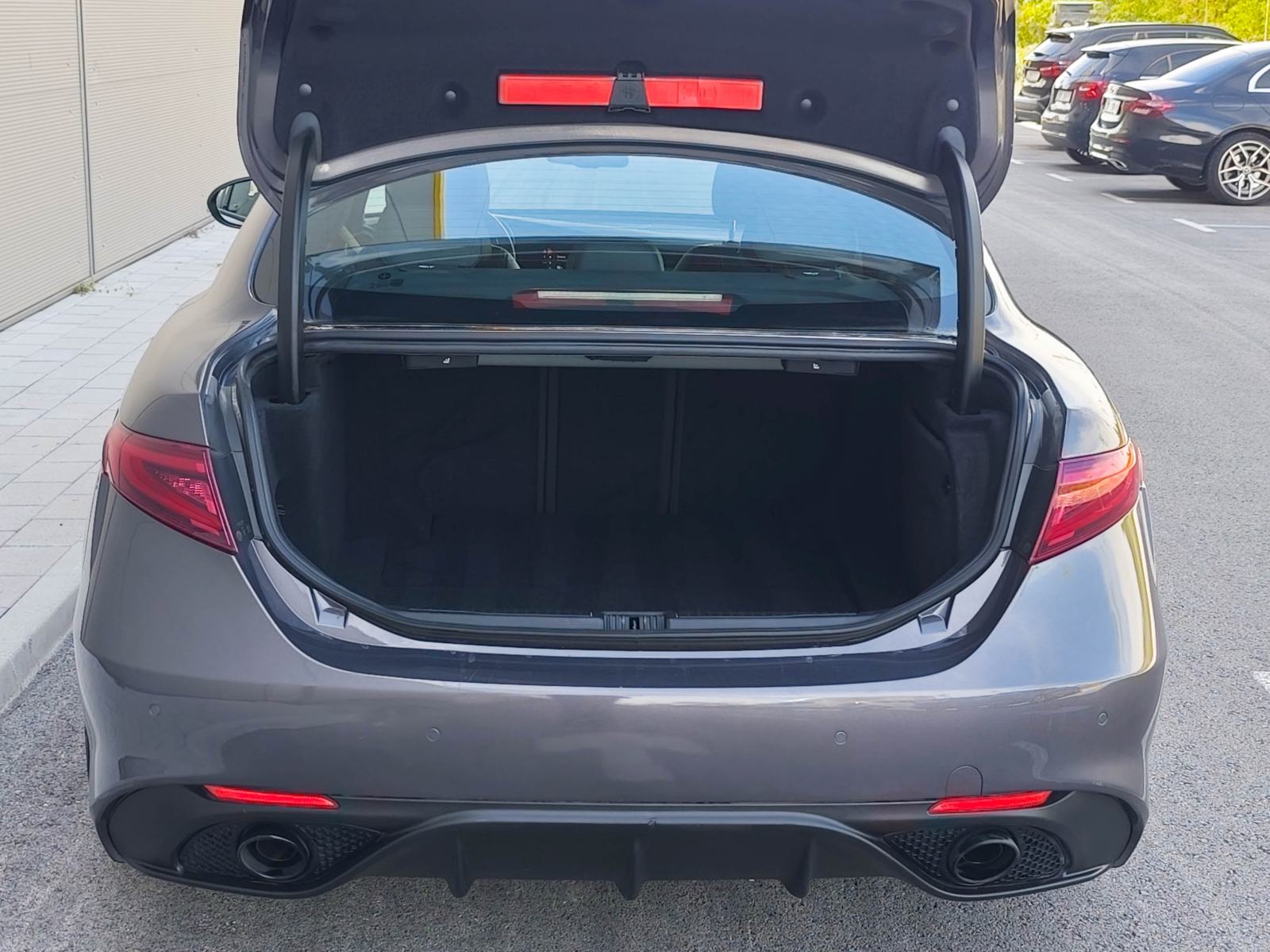 Alfa Romeo Giulia 2,0Turbo Veloce Q4 280 ks |Kam |LED |CarPlay |JAMST, fotografija 18