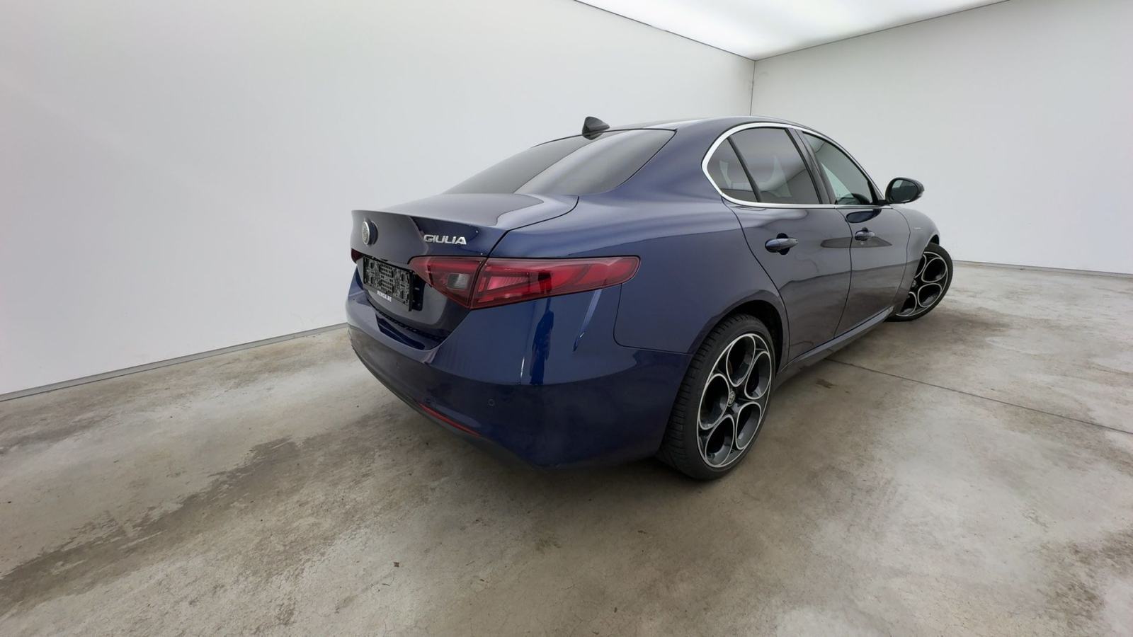 Alfa Romeo Giulia 2,2 automatik *** LEASING BEZ UČEŠĆA *** rata 280€ *, fotografija 3