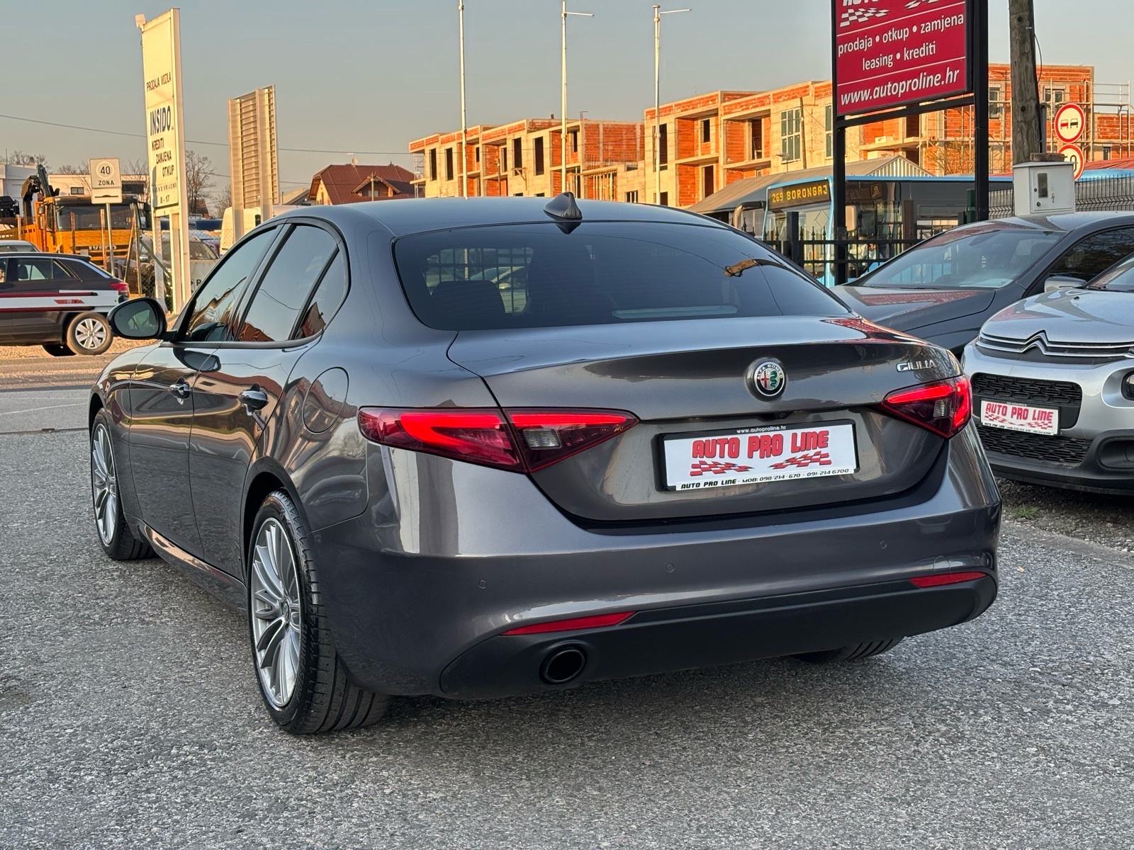Alfa Romeo Giulia 2.2 JTD *114.000km* *2019g.* *GARANCIJA 1 GOD**, fotografija 4