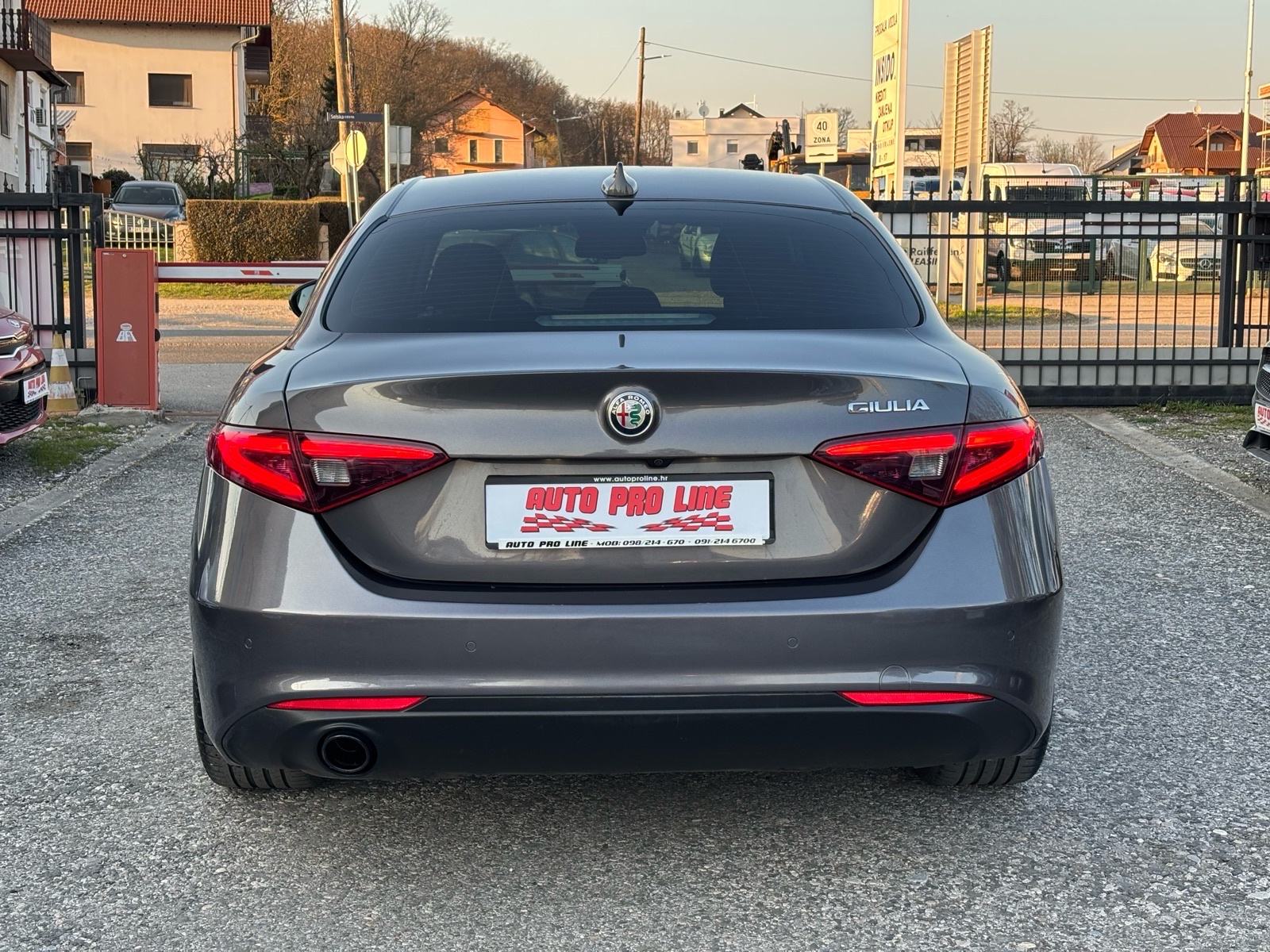 Alfa Romeo Giulia 2.2 JTD *114.000km* *2019g.* *GARANCIJA 1 GOD**, fotografija 5