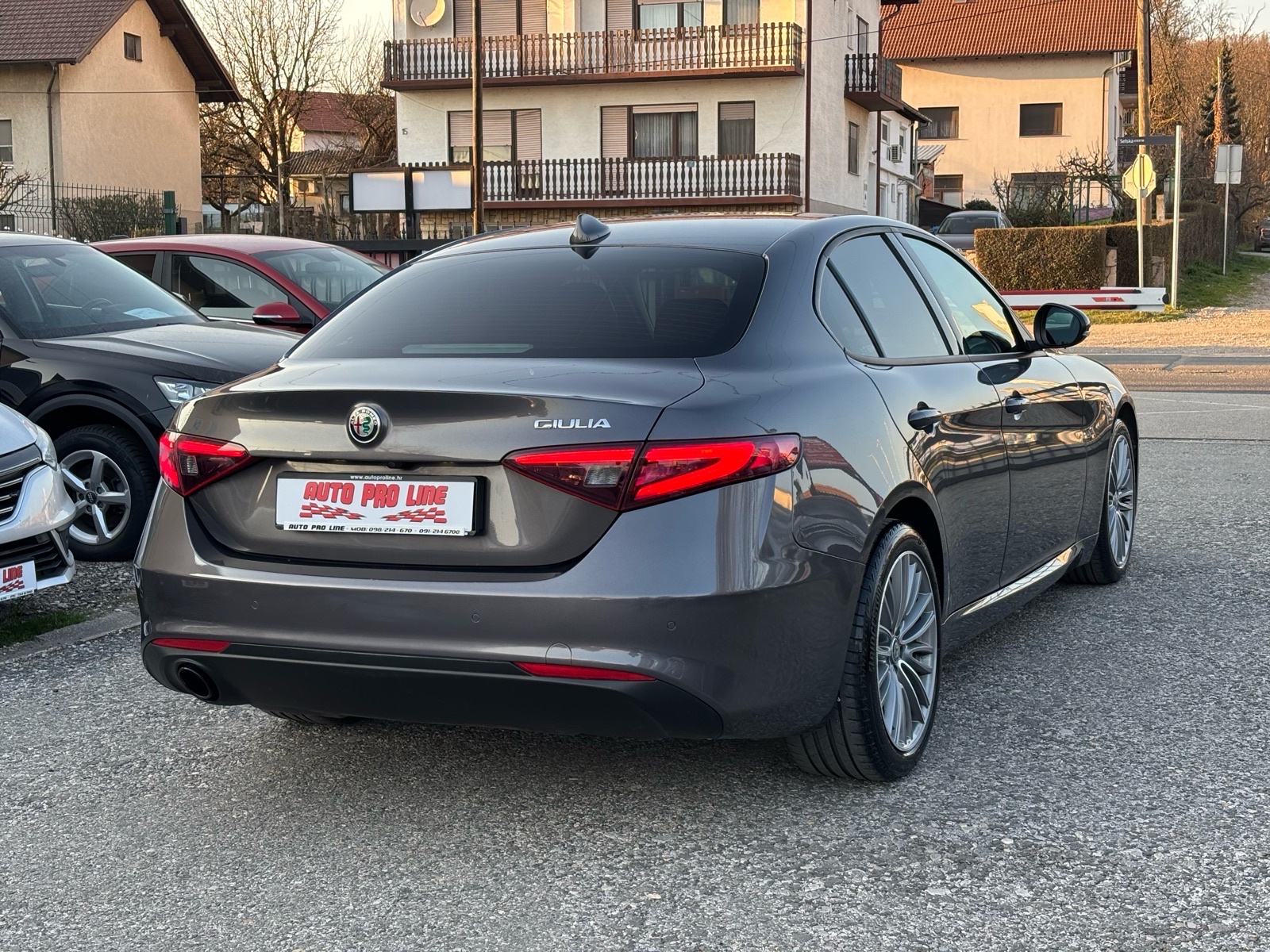 Alfa Romeo Giulia 2.2 JTD *114.000km* *2019g.* *GARANCIJA 1 GOD**, fotografija 6