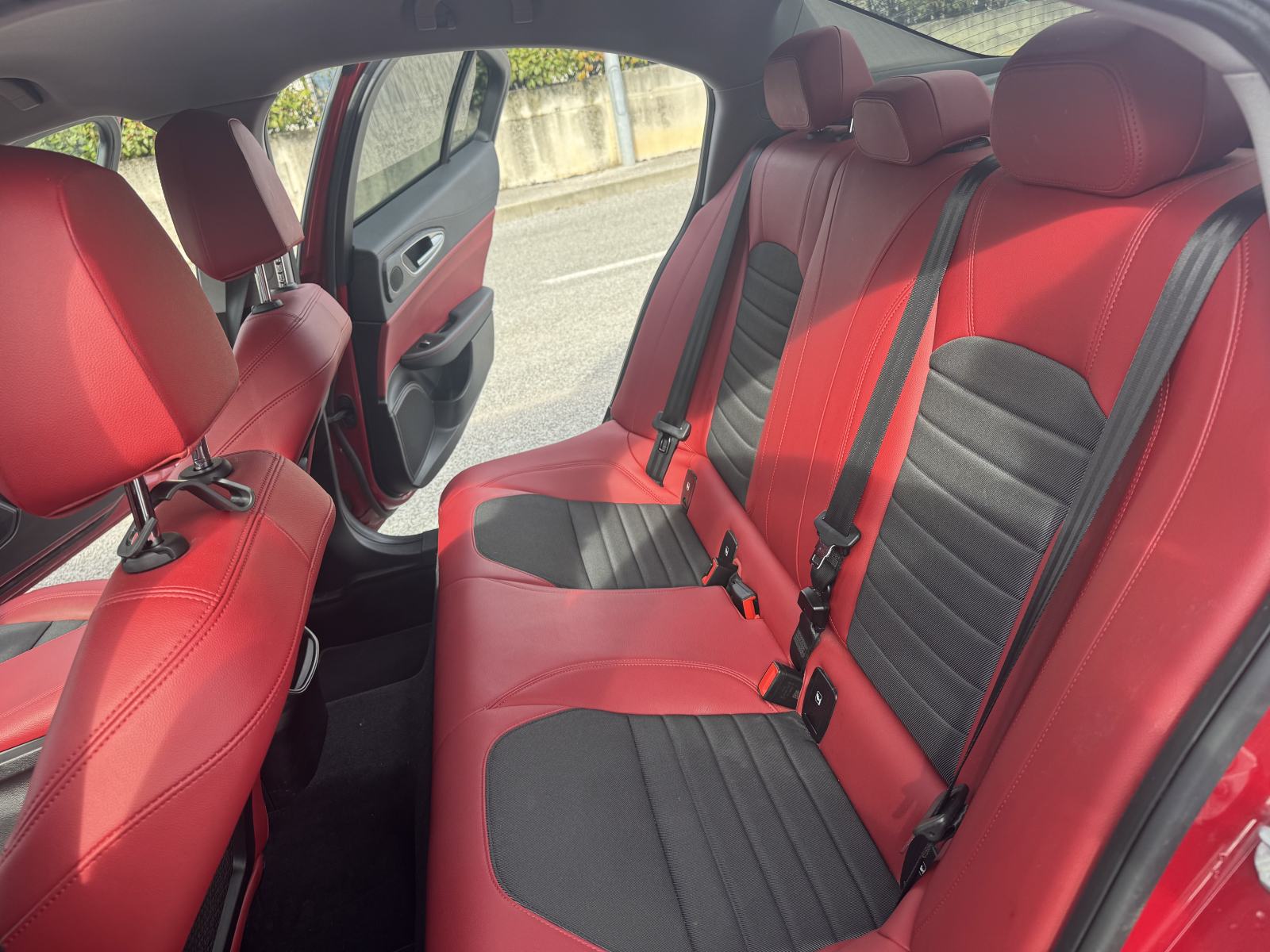 Alfa Romeo Giulia automatic, HITNO, fotografija 13