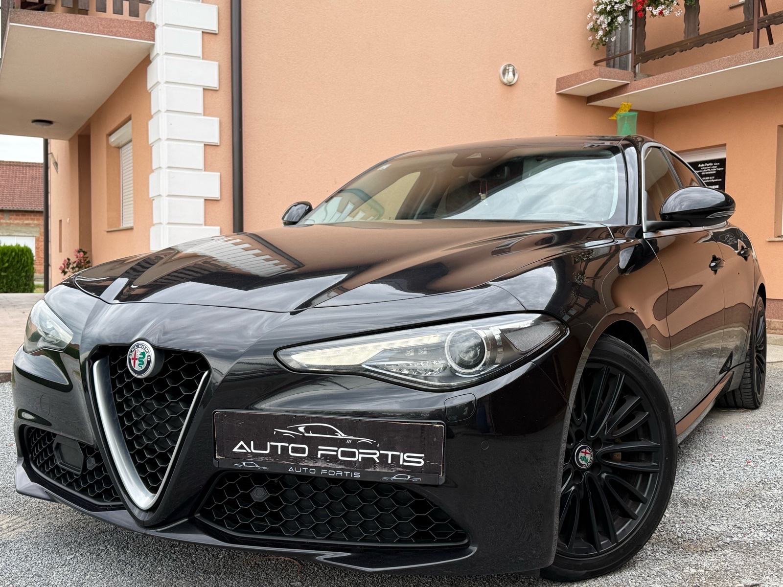 ALFA ROMEO GIULIA 2.2 JTD•REG 4/27•AUTOMATIK•XENON•NAVI•KAMERA•KOŽA•, fotografija 2