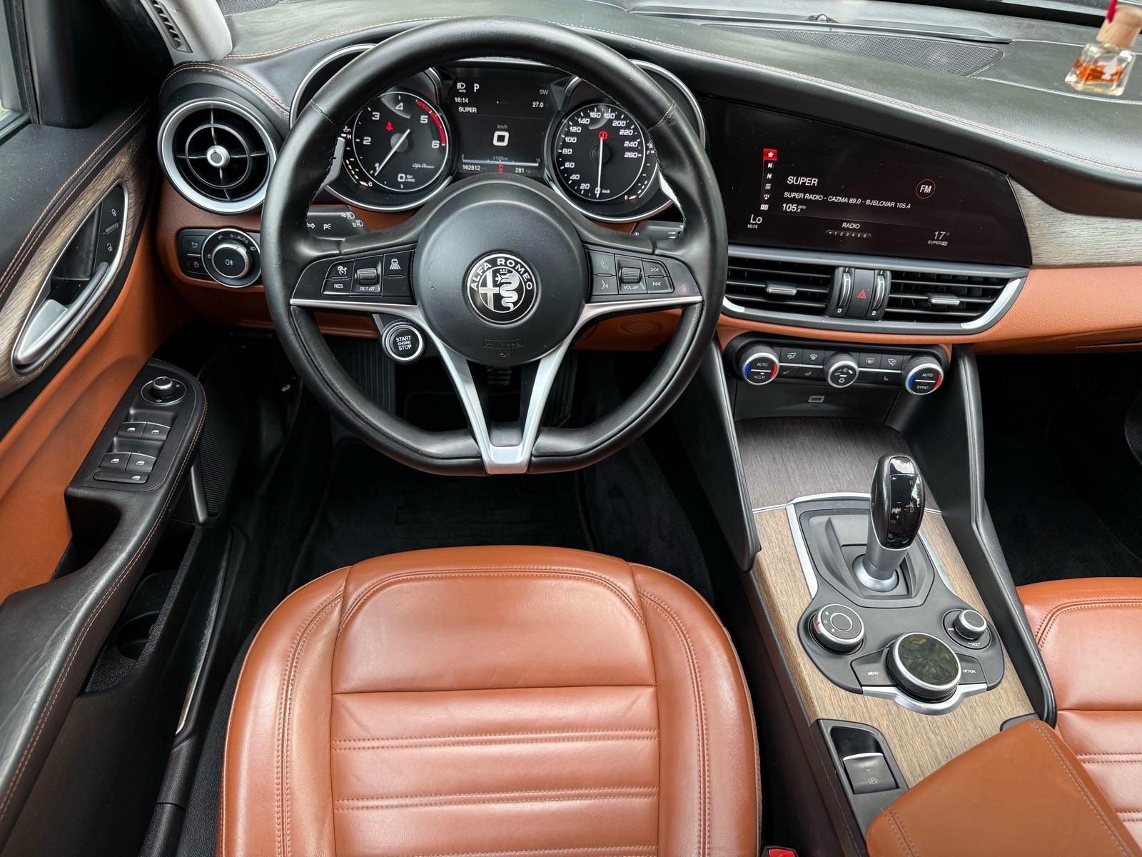 ALFA ROMEO GIULIA 2.2 JTD•REG 4/27•AUTOMATIK•XENON•NAVI•KAMERA•KOŽA•, fotografija 16