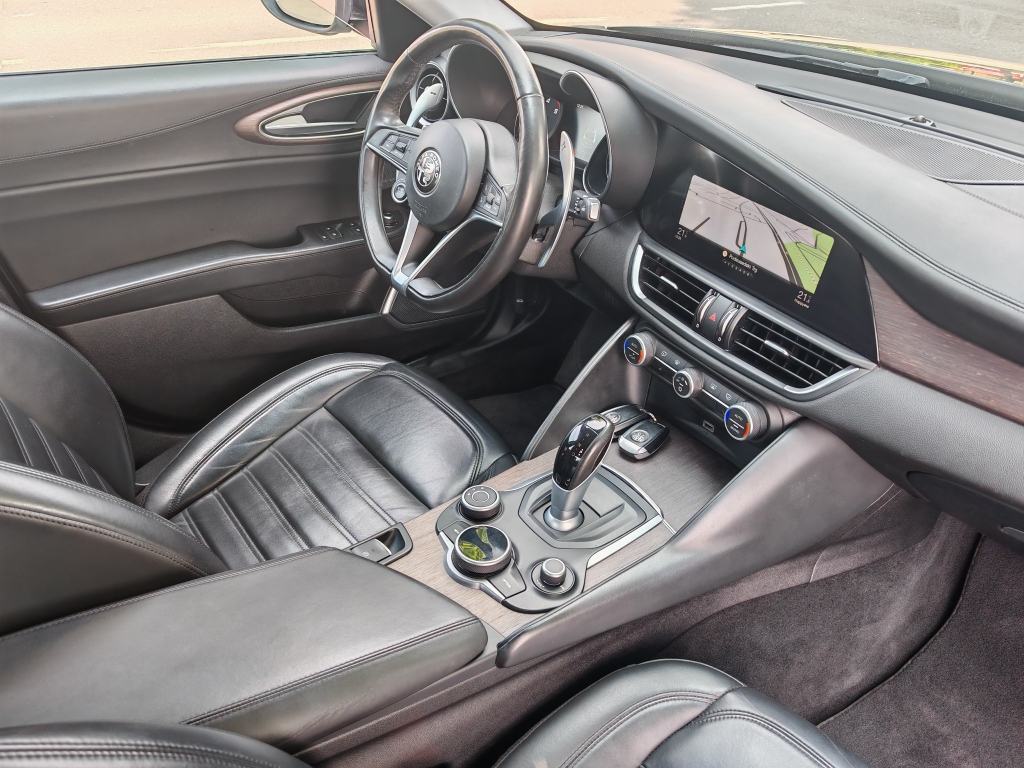 ⭐Alfa Romeo Giulia 2,2 JTD◽NAVI◽MRTVI KUT◽KAMERA◽HARMAN/KARDON⭐, fotografija 20