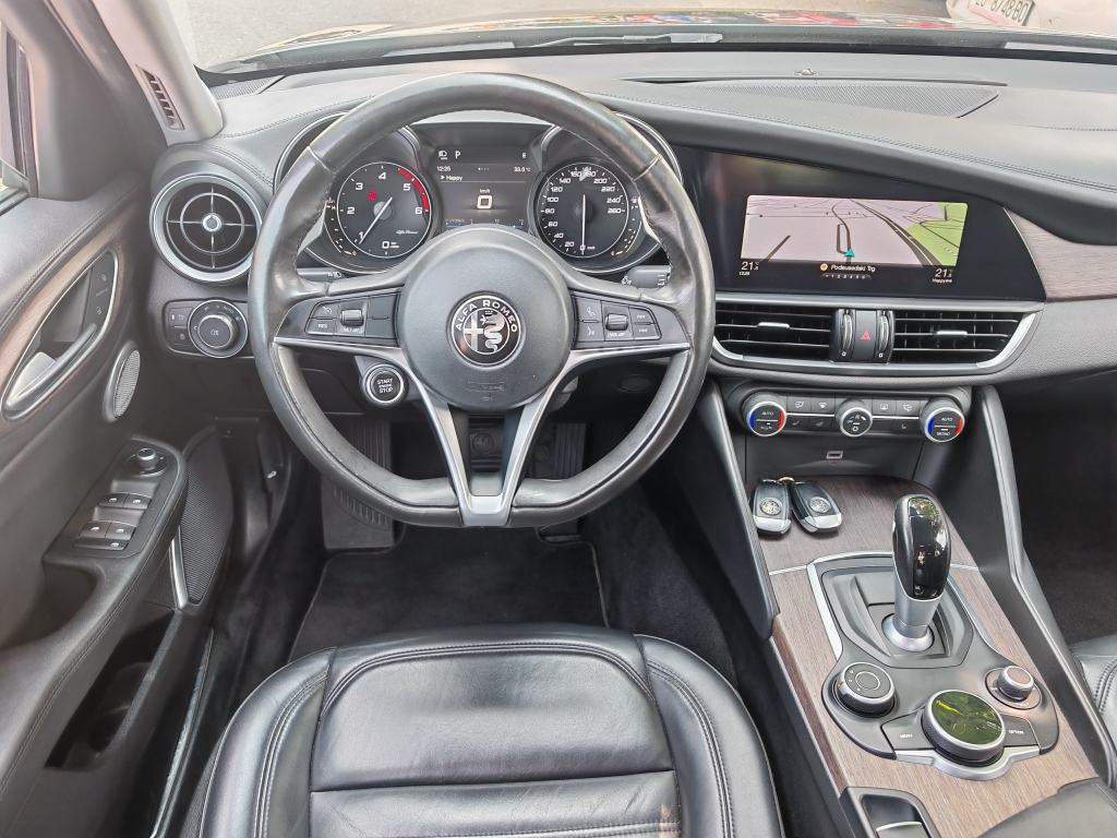 ⭐Alfa Romeo Giulia 2,2 JTD◽NAVI◽MRTVI KUT◽KAMERA◽HARMAN/KARDON⭐, fotografija 17