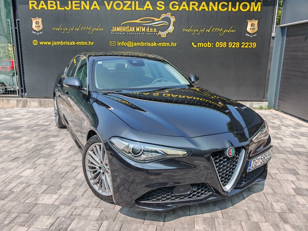 ⭐Alfa Romeo Giulia 2,2 JTD◽NAVI◽MRTVI KUT◽KAMERA◽HARMAN/KARDON⭐, fotografija 10