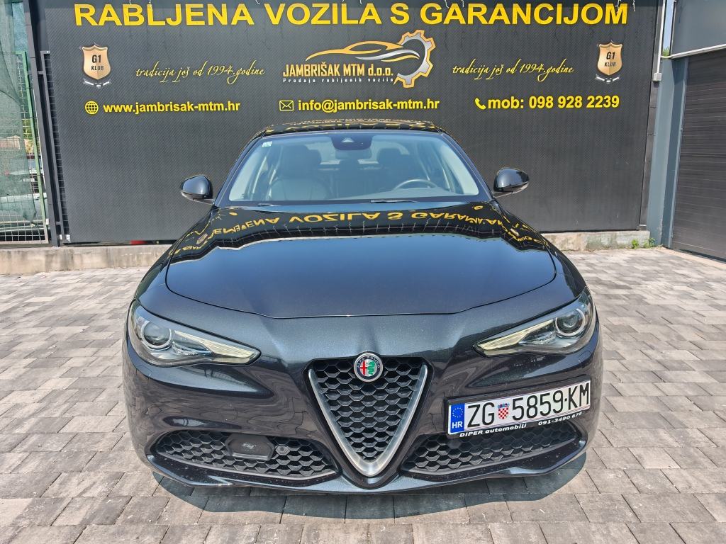 ⭐Alfa Romeo Giulia 2,2 JTD◽NAVI◽MRTVI KUT◽KAMERA◽HARMAN/KARDON⭐, fotografija 11