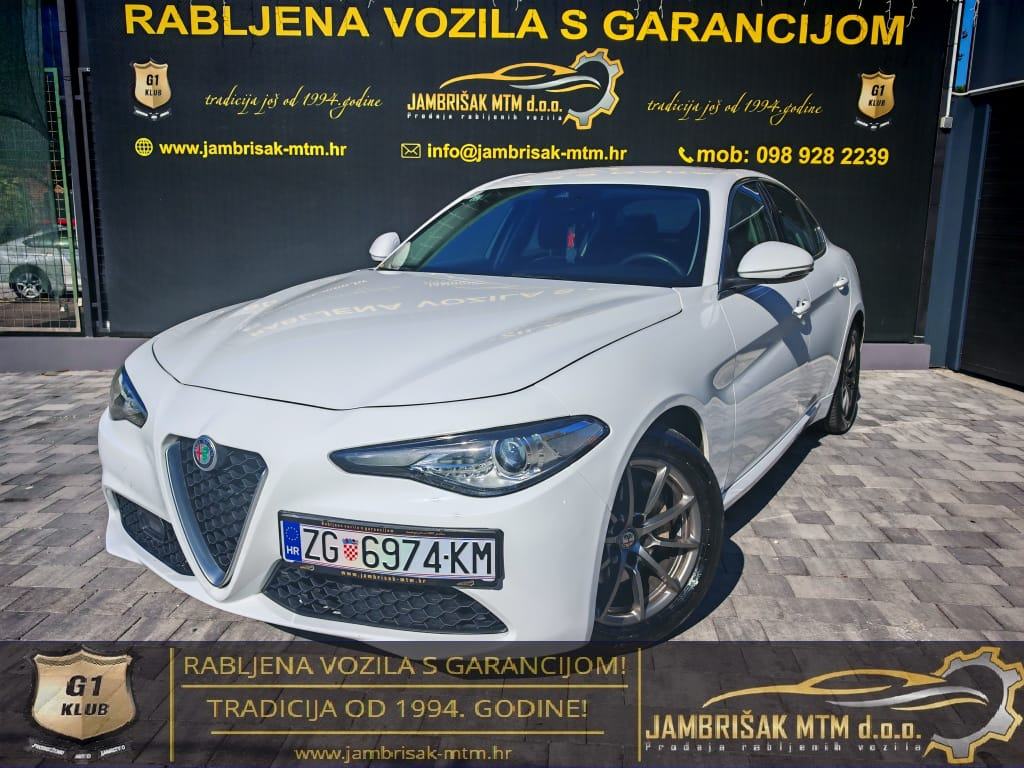 ⭐Alfa Romeo Giulia 2,2 JTD D.N.A.◽132kW◽NAVIGACIJA◽PRIVAT◽REG:6/2026⭐, fotografija 13