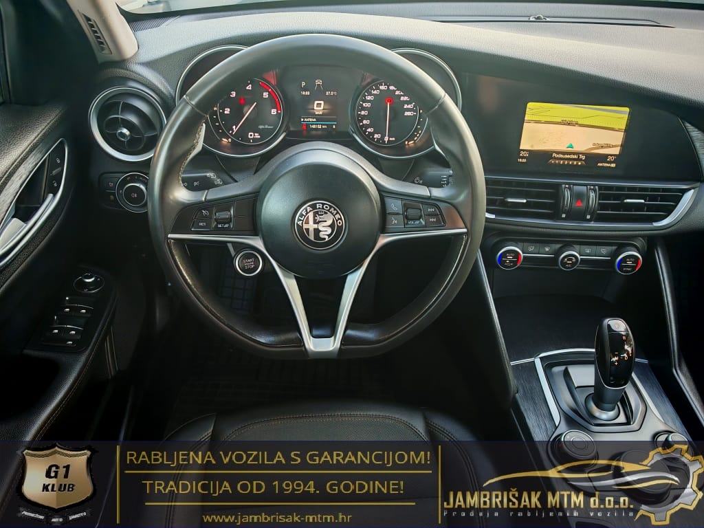⭐Alfa Romeo Giulia 2,2 JTD D.N.A.◽132kW◽NAVIGACIJA◽PRIVAT◽REG:6/2026⭐, fotografija 18