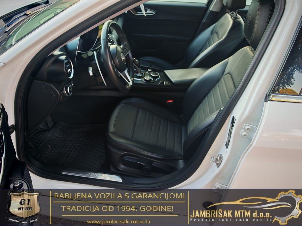 ⭐Alfa Romeo Giulia 2,2 JTD D.N.A.◽132kW◽NAVIGACIJA◽PRIVAT◽REG:6/2026⭐, fotografija 15