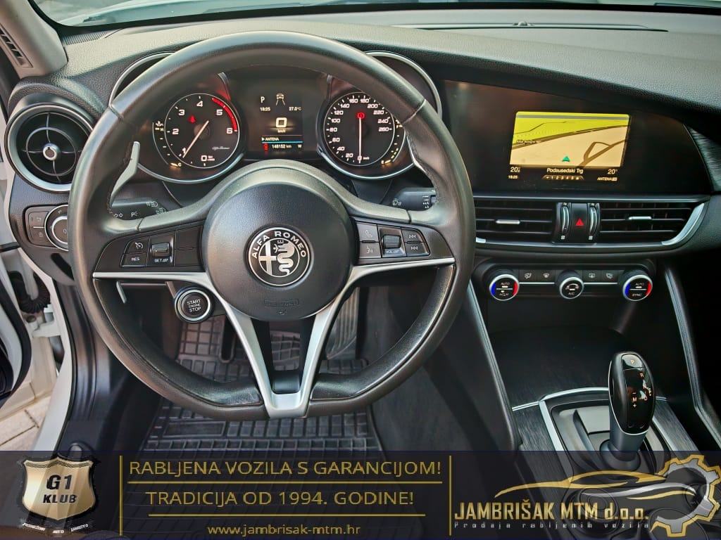 ⭐Alfa Romeo Giulia 2,2 JTD D.N.A.◽132kW◽NAVIGACIJA◽PRIVAT◽REG:6/2026⭐, fotografija 19