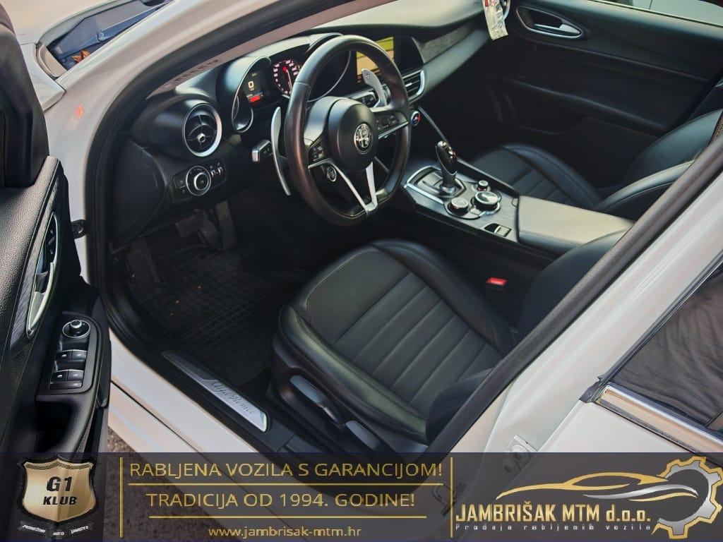 ⭐Alfa Romeo Giulia 2,2 JTD D.N.A.◽132kW◽NAVIGACIJA◽PRIVAT◽REG:6/2026⭐, fotografija 16
