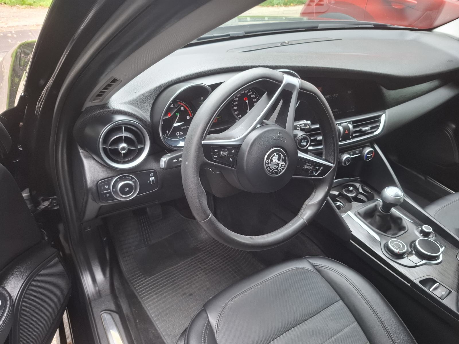 Alfa Romeo Giulia 2,2 JTD, fotografija 4