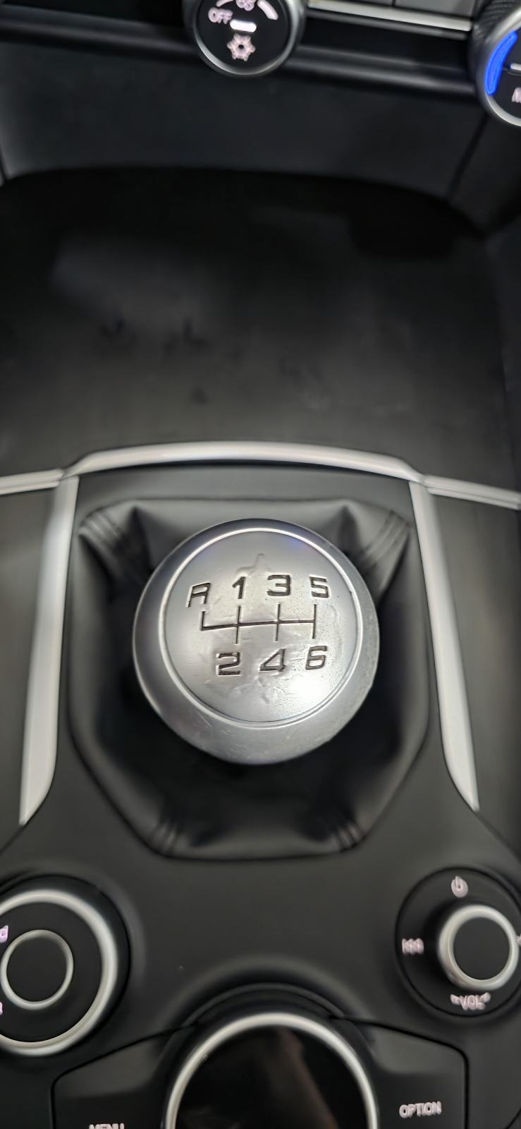 Alfa Romeo Giulia 2,2 JTD, 6 BRZINA, BI-XENON, AUT. KLIMA, REG 05/27.., fotografija 16