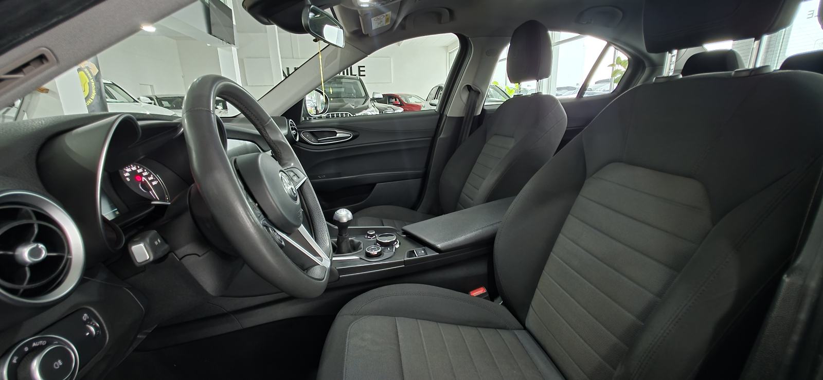 Alfa Romeo Giulia 2,2 JTD, 6 BRZINA, BI-XENON, AUT. KLIMA, REG 05/27.., fotografija 12