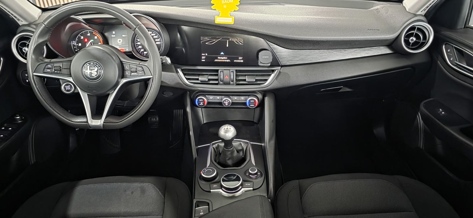 Alfa Romeo Giulia 2,2 JTD, 6 BRZINA, BI-XENON, AUT. KLIMA, REG 05/27.., fotografija 15