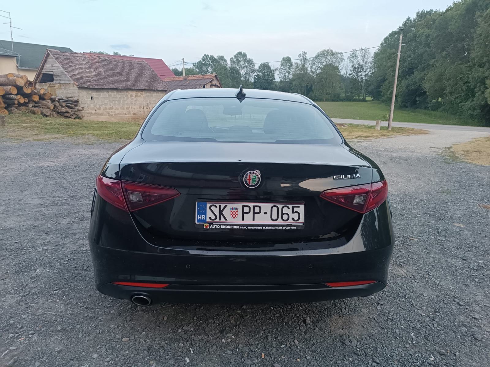 Alfa Romeo Giulia 2,2 JTD LEASING-KARTICE-100000 KM, fotografija 9