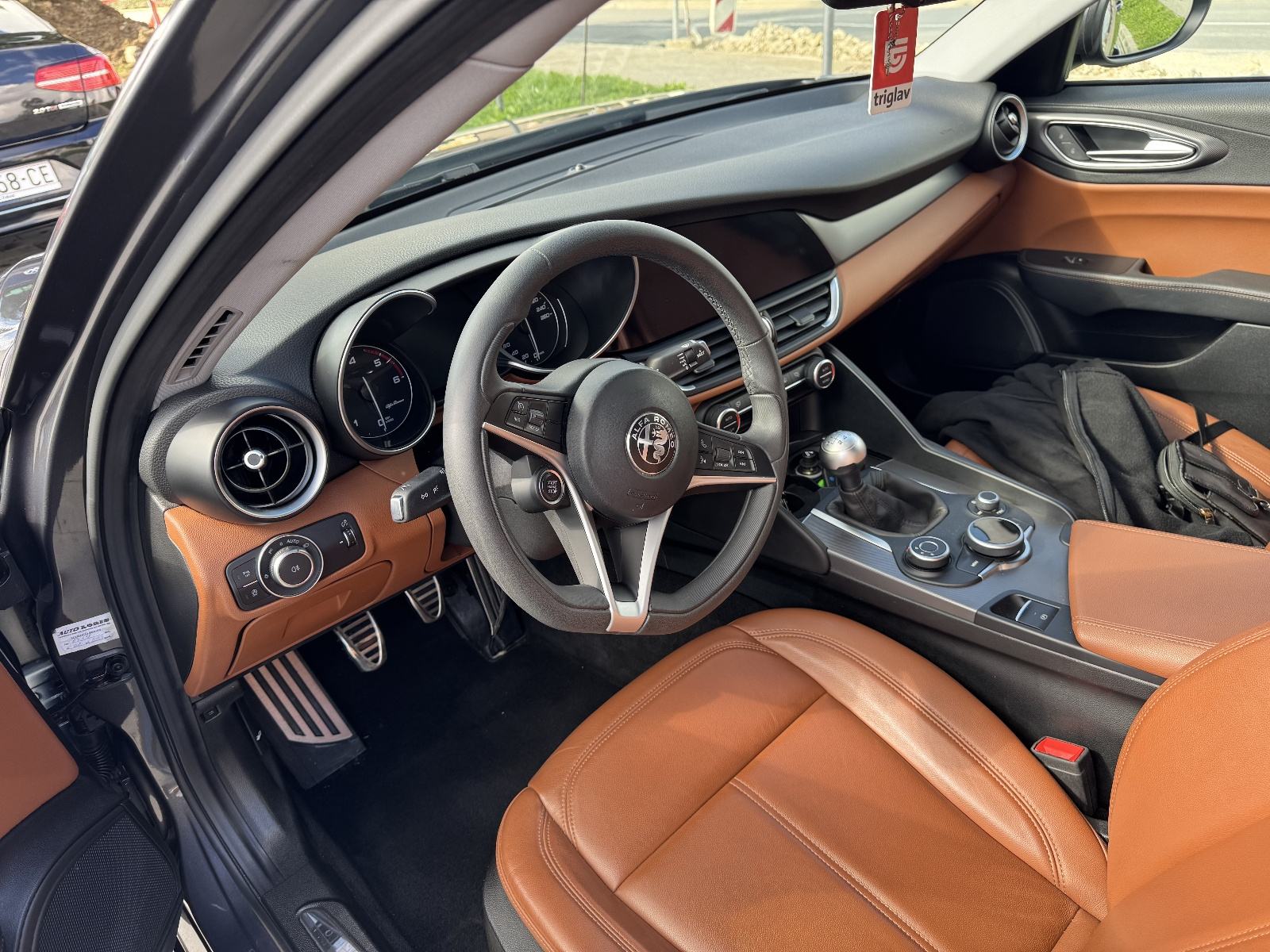 Alfa Romeo Giulia 2,2 JTDM, 2016.g., 64800 km!!!, fotografija 7