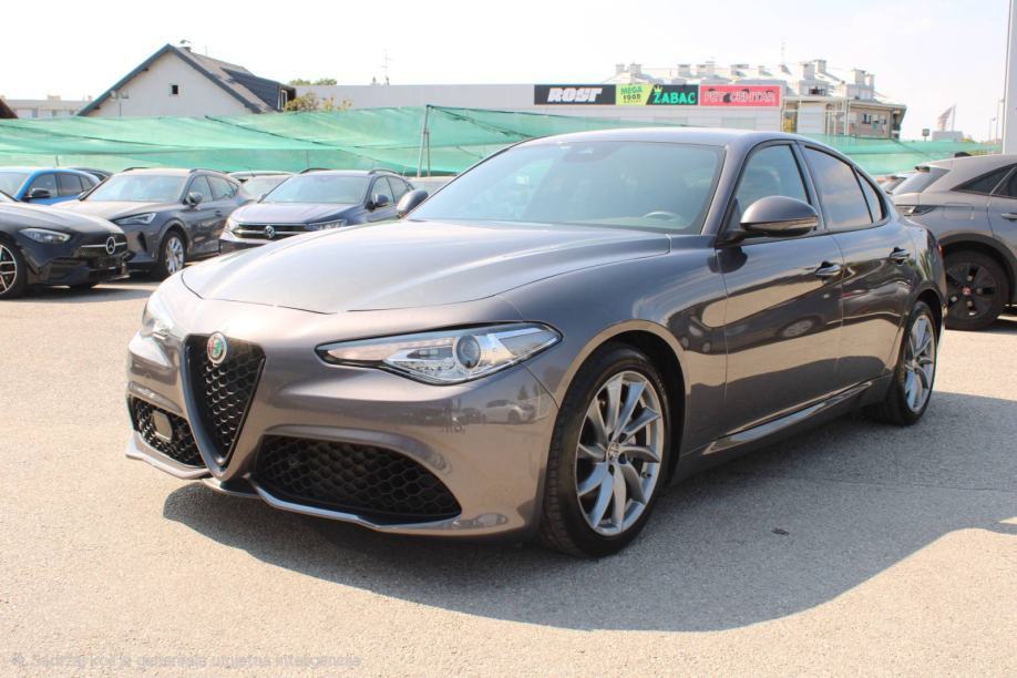 Alfa Romeo Giulia 2,2 LEASING BEZ UČEŠĆA I BEZ JAMACA, fotografija 2