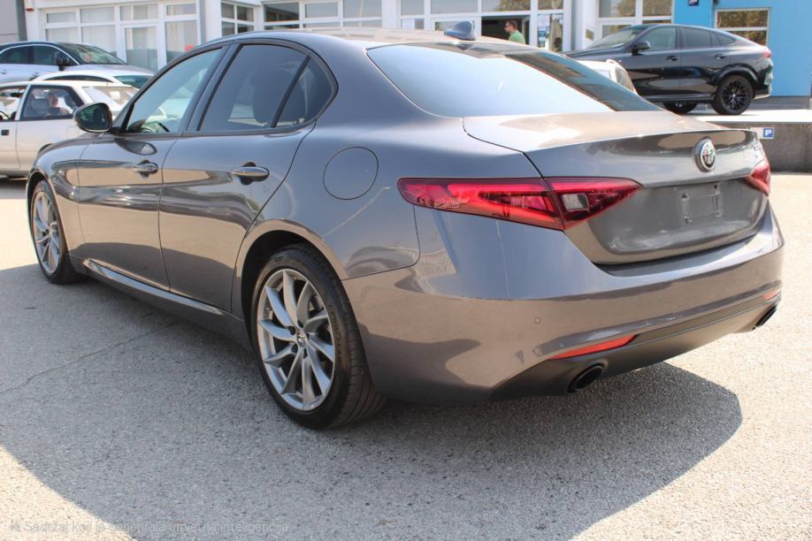 Alfa Romeo Giulia 2,2 LEASING BEZ UČEŠĆA I BEZ JAMACA, fotografija 3