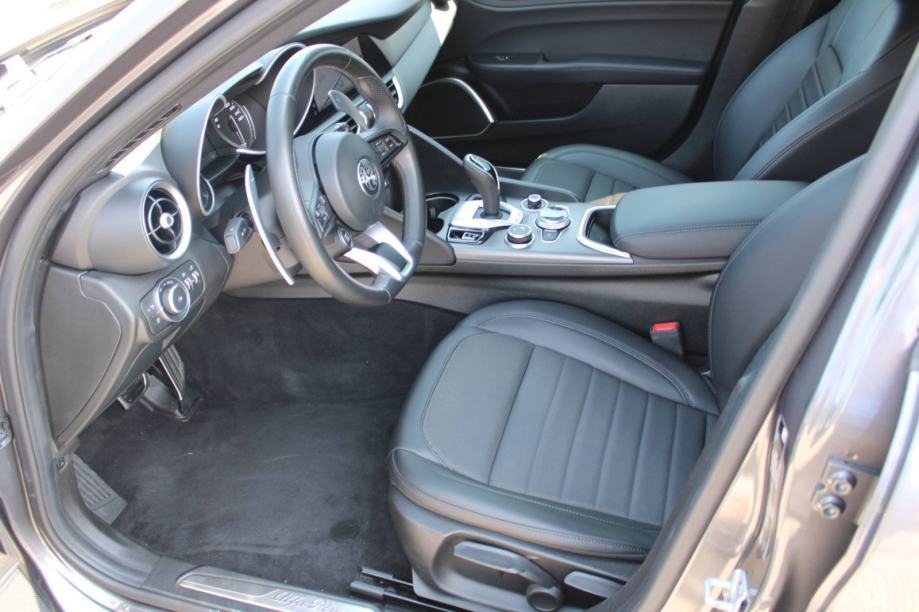 Alfa Romeo Giulia 2,2 LEASING BEZ UČEŠĆA I BEZ JAMACA, fotografija 5
