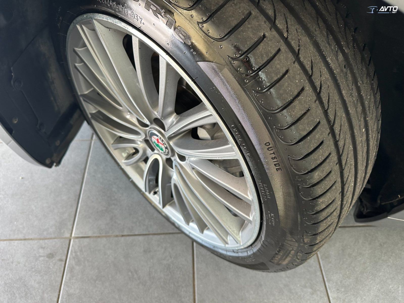 Alfa Romeo Giulia 2,2 Multijet 190 Avt.NEMAČKI.KAMERA.KOŽA, fotografija 4
