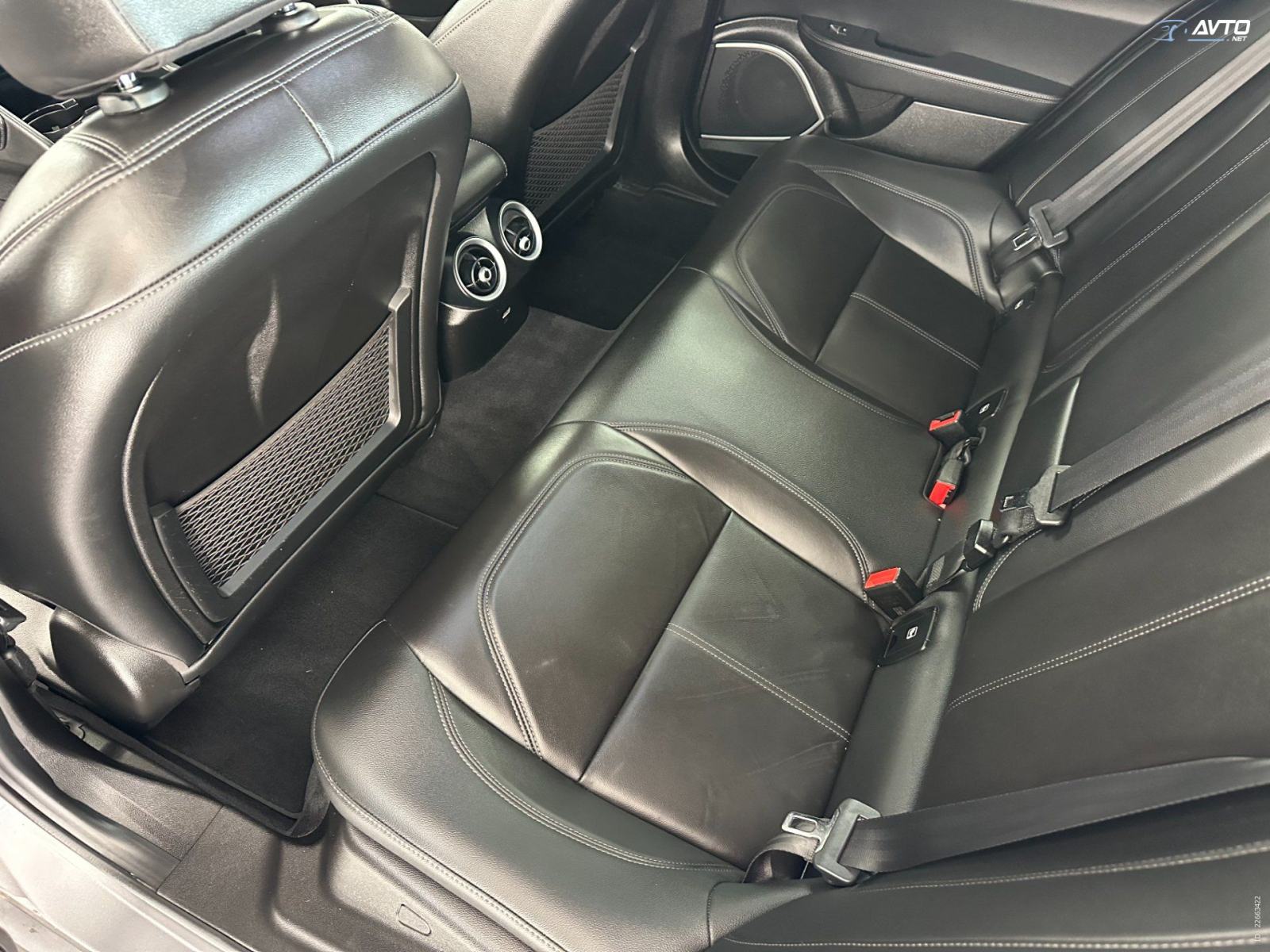 Alfa Romeo Giulia 2,2 Multijet 190 Avt.NEMAČKI.KAMERA.KOŽA, fotografija 10