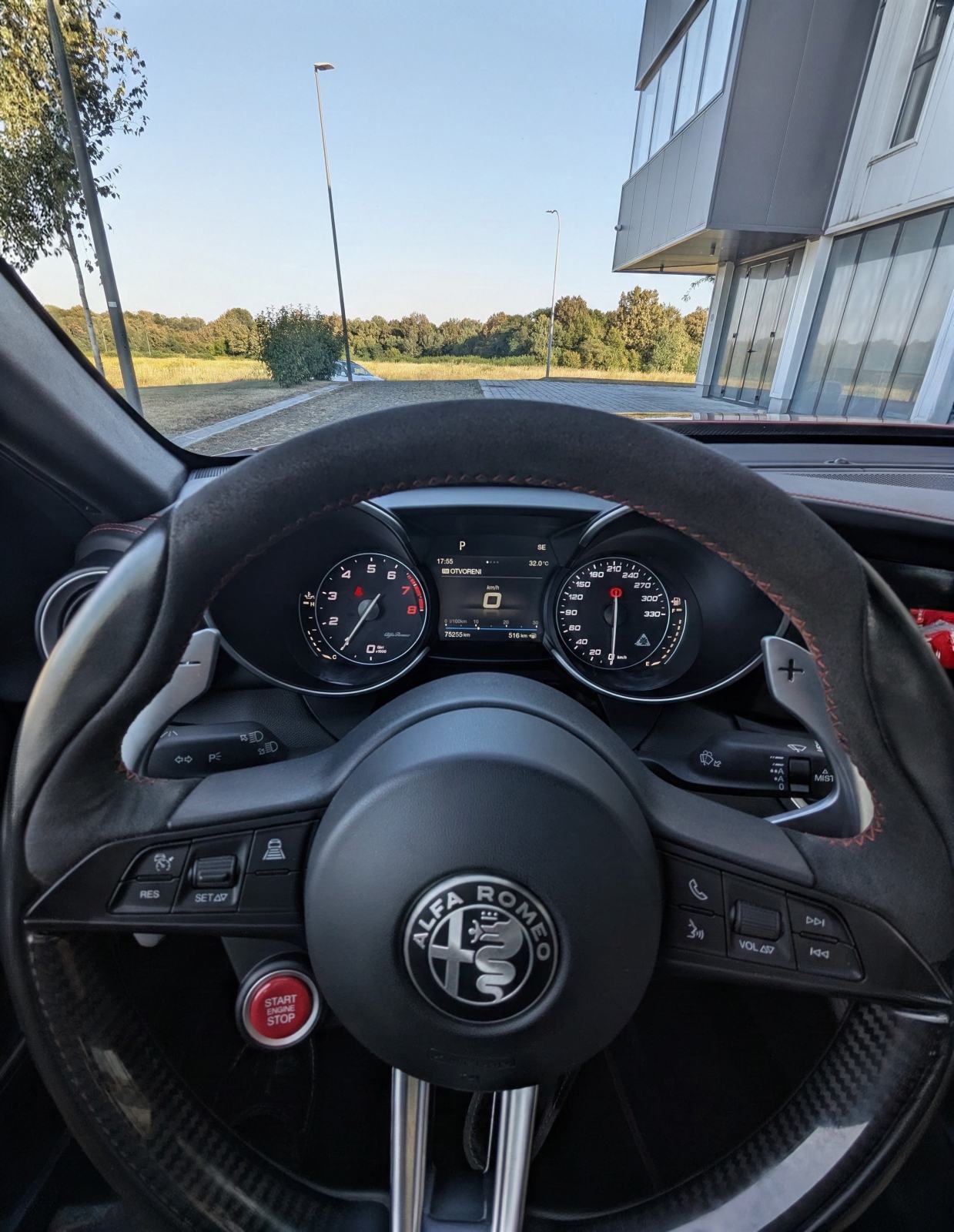 Alfa Romeo Giulia 2,9 V6, fotografija 12