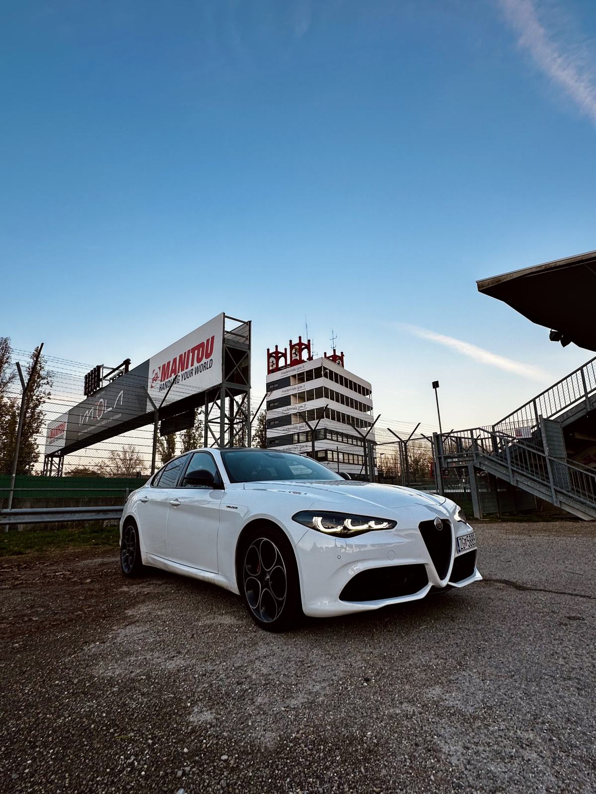 Alfa Romeo Giulia Veloce 2,0 280 Turbo Q4, fotografija 11