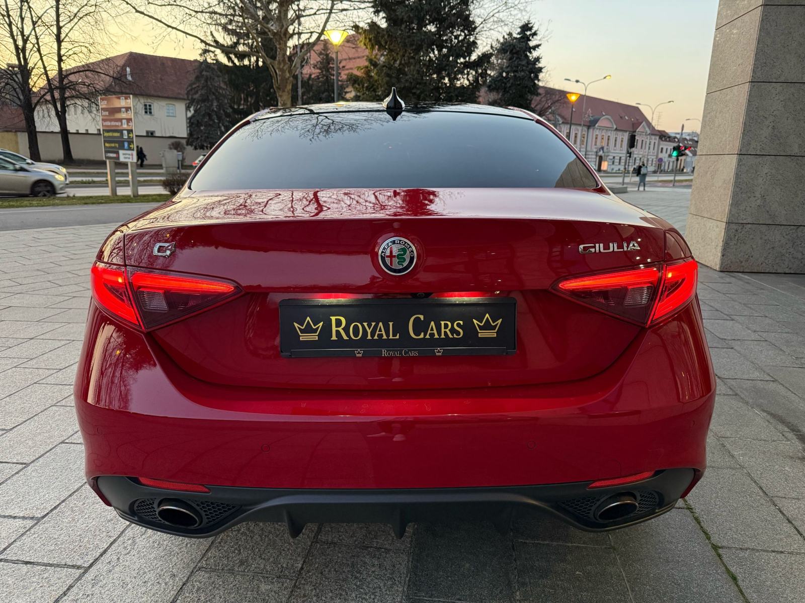 ALFA ROMEO GIULIA - VELOCE - 206 KW- 2017 GOD - AUTOMATIK - PANORAMA, fotografija 9
