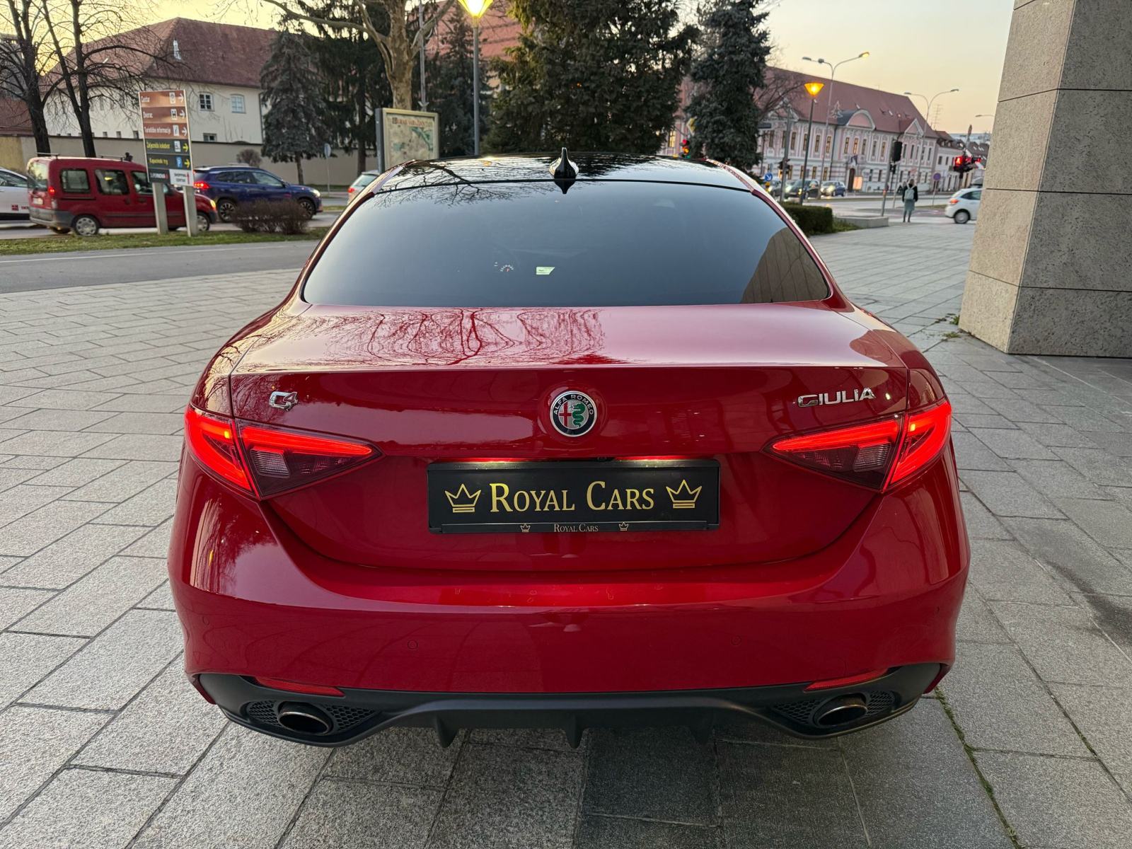 ALFA ROMEO GIULIA - VELOCE - 206 KW- 2017 GOD - AUTOMATIK - PANORAMA, fotografija 8