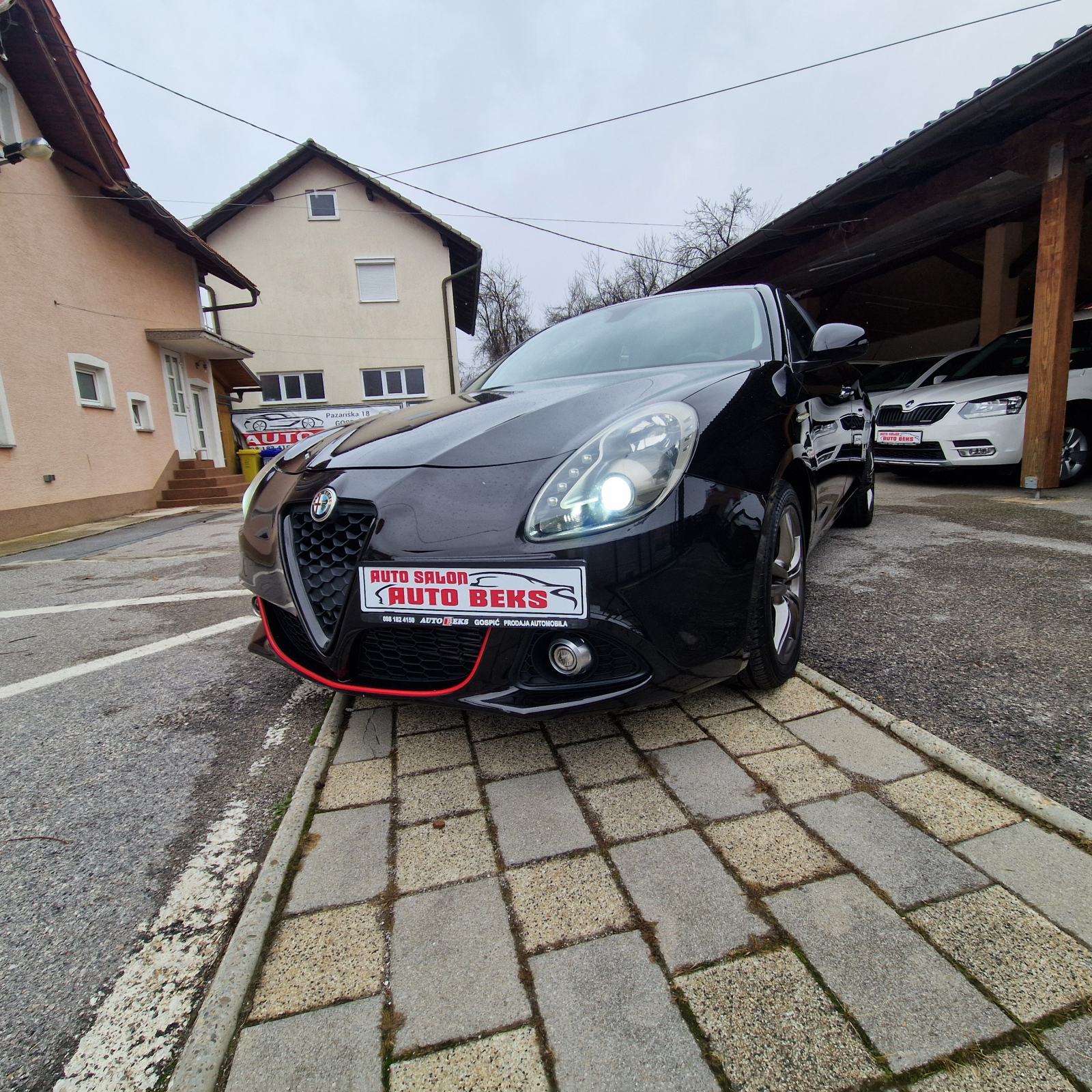 Alfa Romeo Giulietta 1,6 D Na ime kupca do registracije, fotografija 3