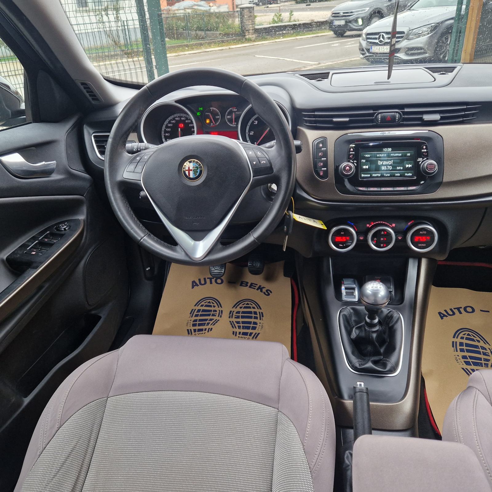 Alfa Romeo Giulietta 1,6 D Na ime kupca do registracije, fotografija 15