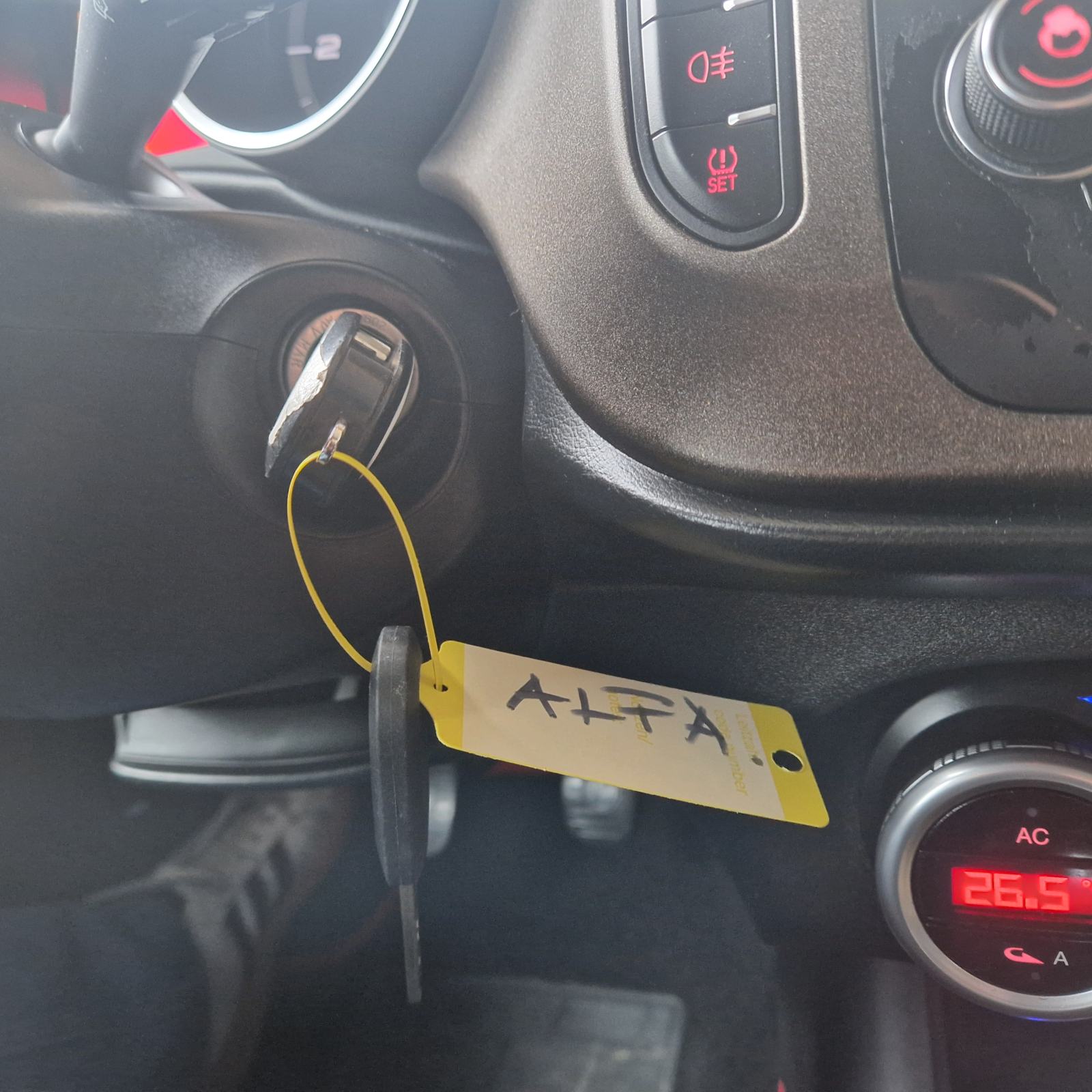 Alfa Romeo Giulietta 1,6 D Na ime kupca do registracije, fotografija 19