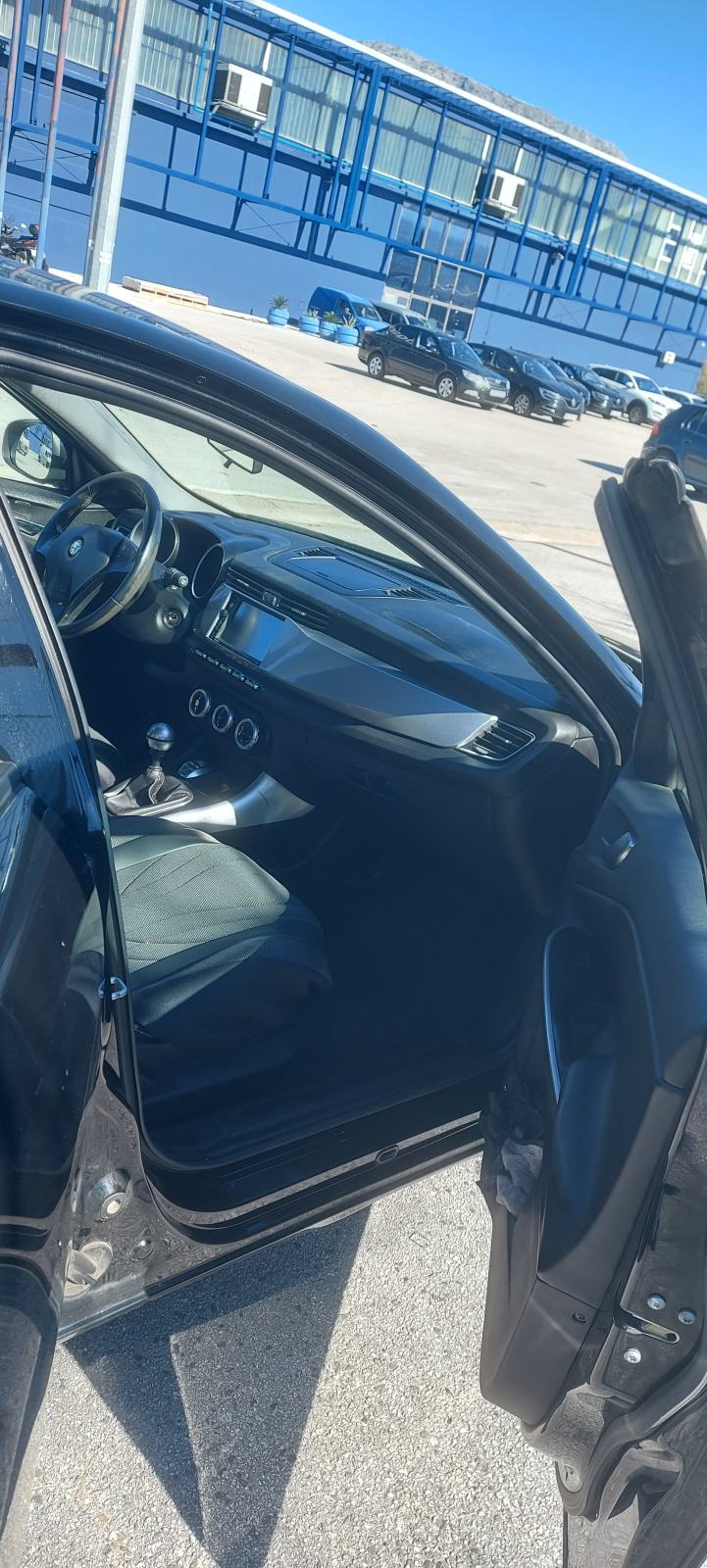 Alfa Romeo Giulietta 1,6 JTD 16V, fotografija 10