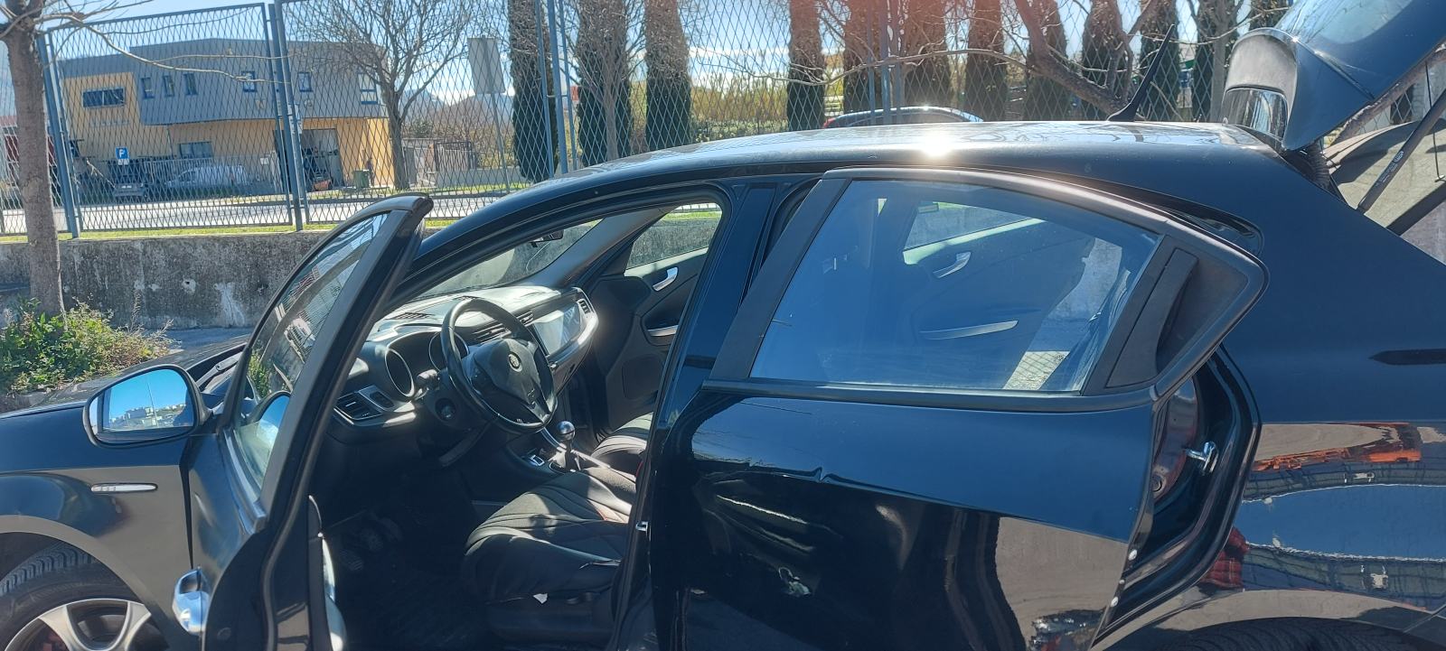 Alfa Romeo Giulietta 1,6 JTD 16V, fotografija 13