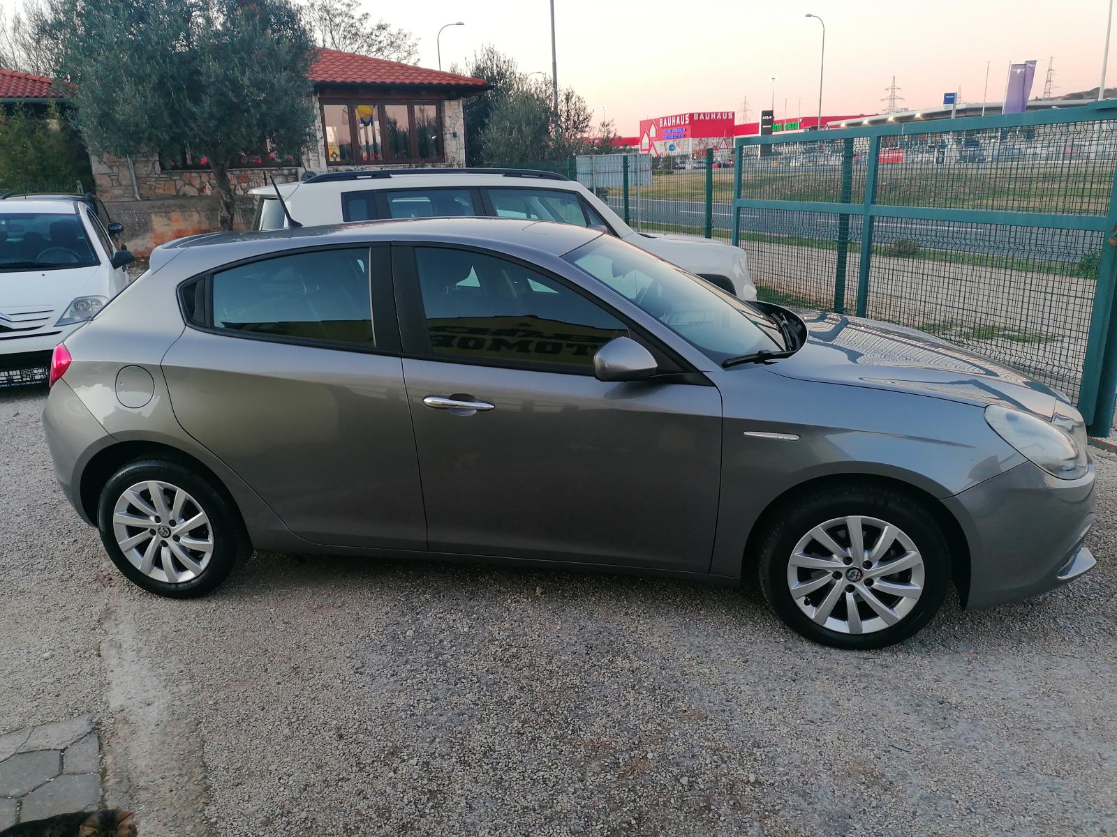 Alfa Romeo Giulietta 1,6 Multijet 16V, fotografija 7