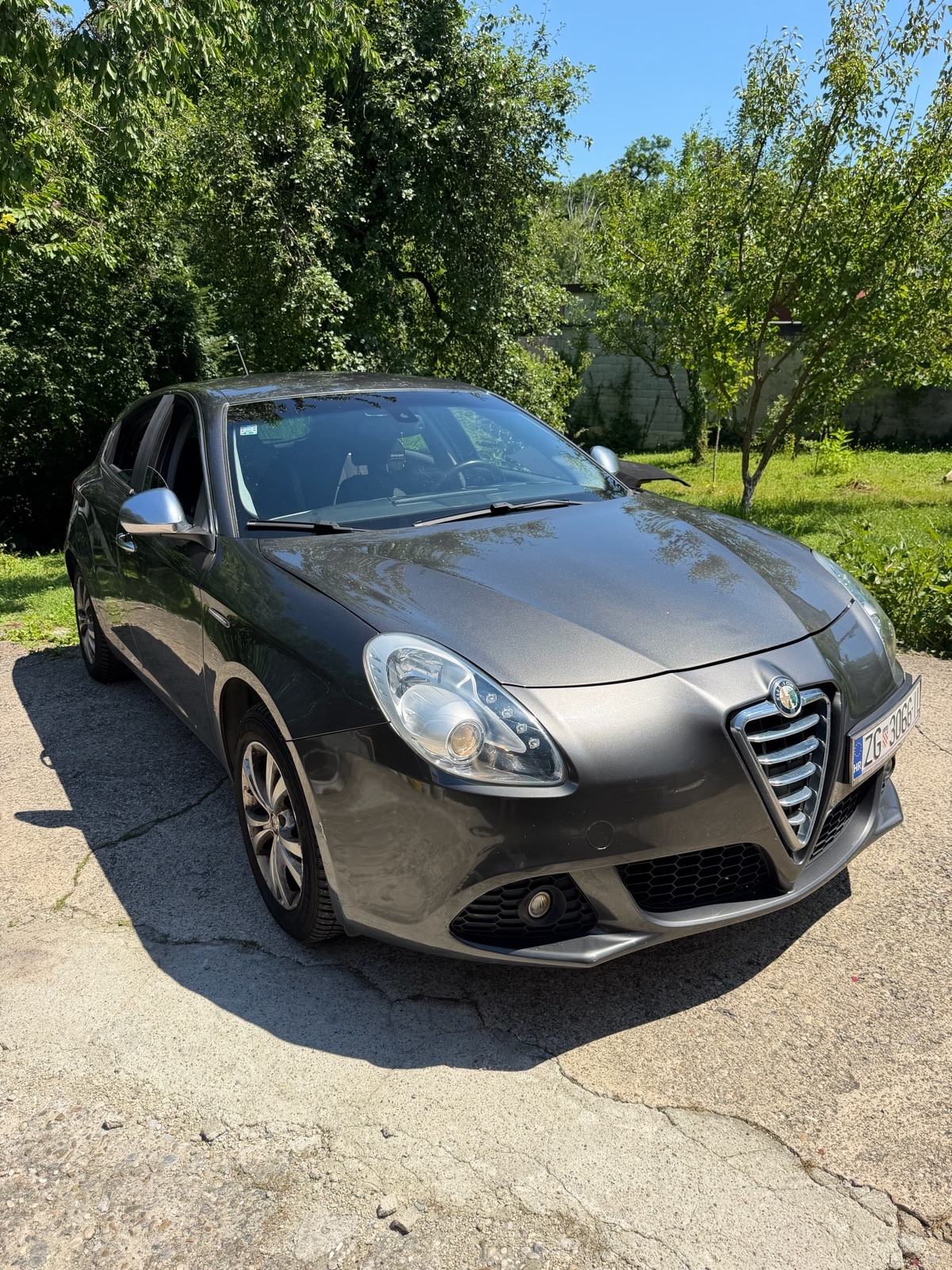 Giulietta 1.6 JTDm • Reg. 11/2026 • Bez ulaganja, pogled izvana - slika 1