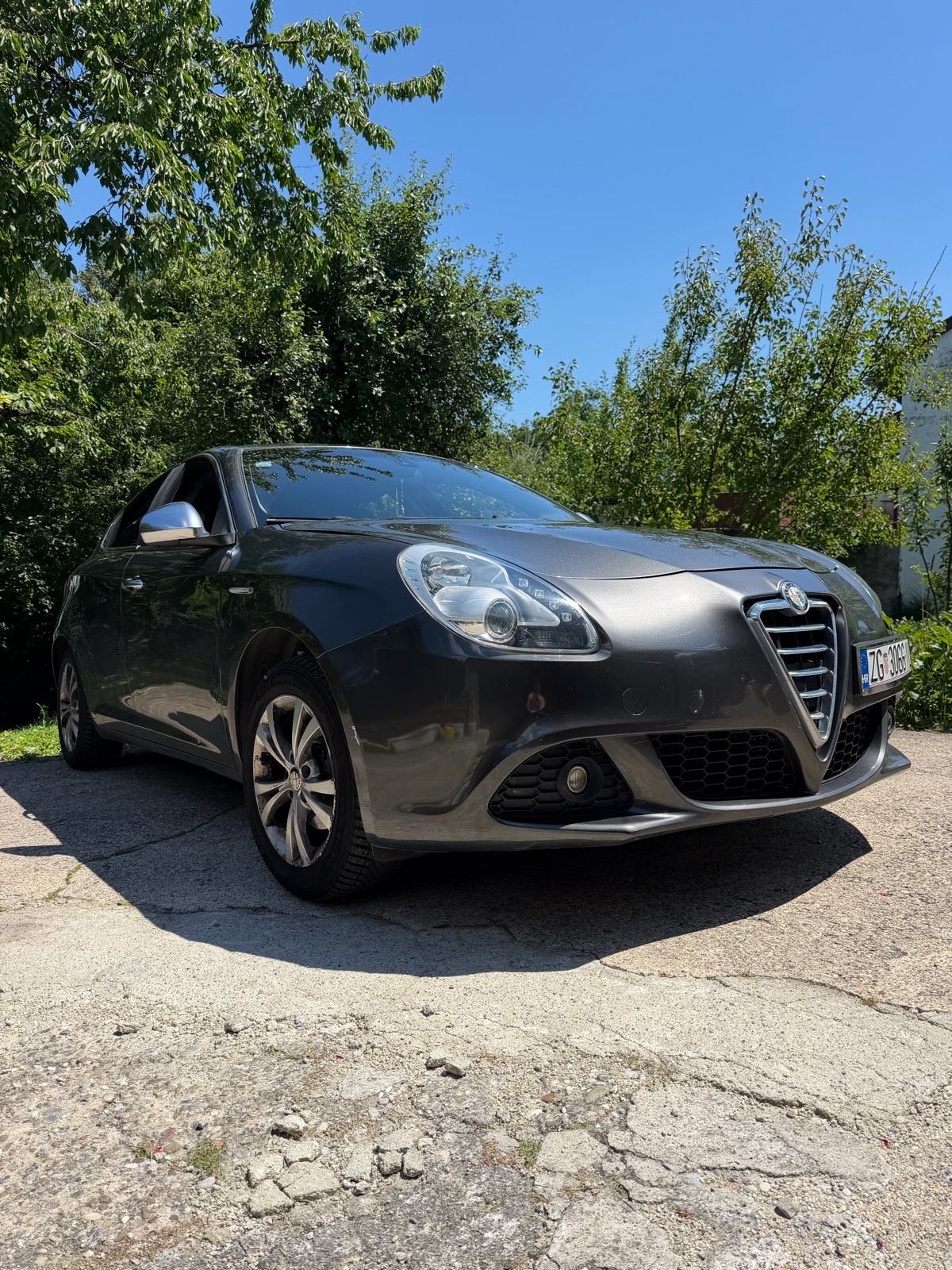 Giulietta 1.6 JTDm • Reg. 11/2026 • Bez ulaganja, pogled izvana - slika 3