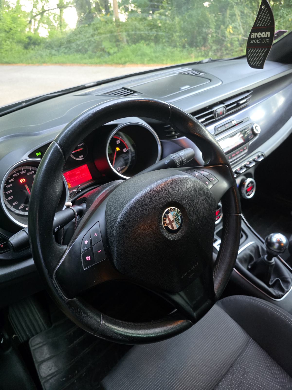 Alfa Romeo Giulietta 2,0 D. N. A, fotografija 5