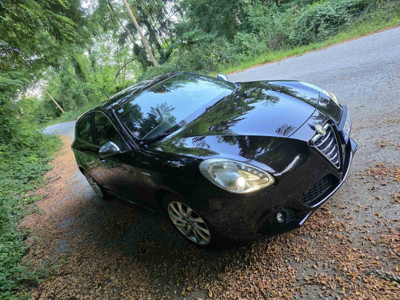 Alfa Romeo Giulietta 2,0 D. N. A, fotografija 6