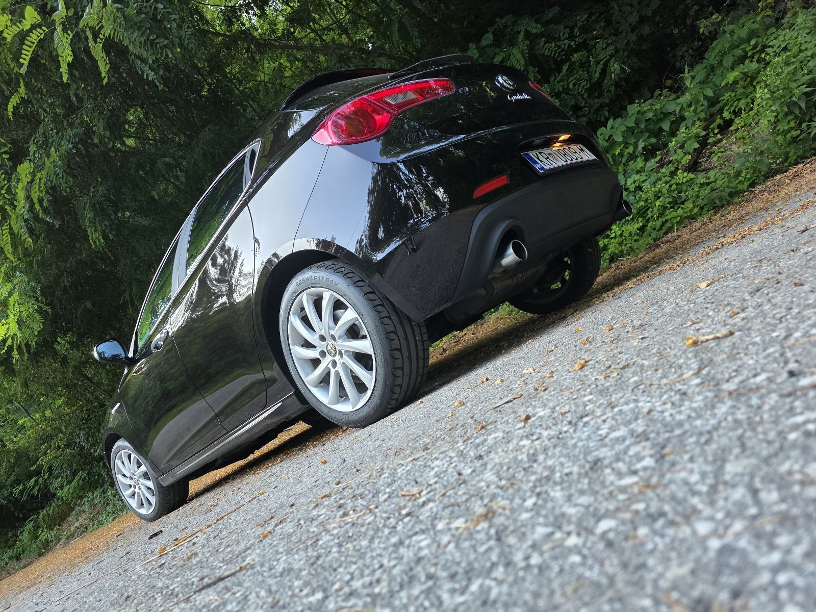 Alfa Romeo Giulietta 2,0 D. N. A, fotografija 8