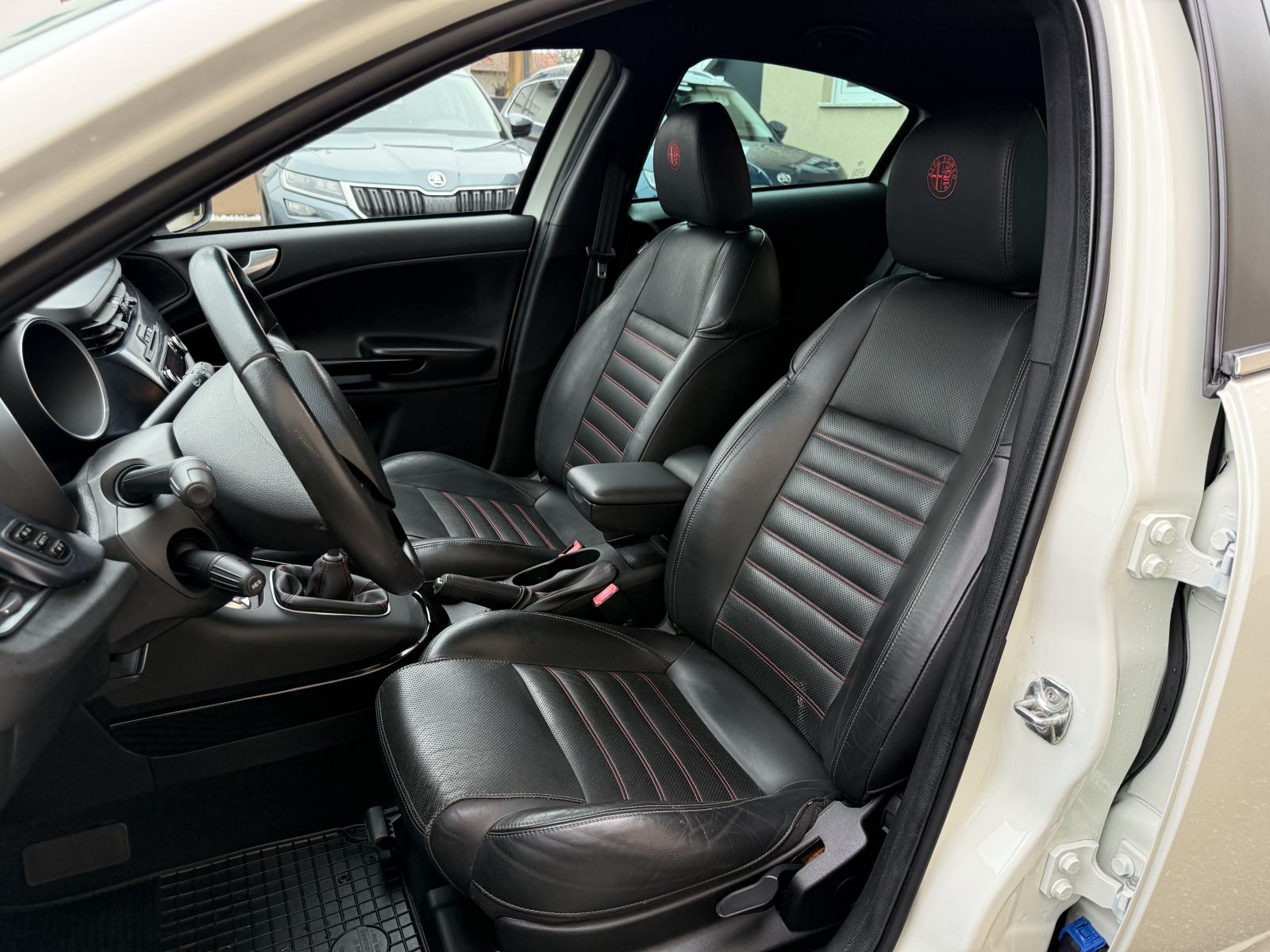 Alfa Romeo Giulietta 2,0 JTD-m,125kw,2013.god.reg.2/2027.god.Koža,VISA, fotografija 20