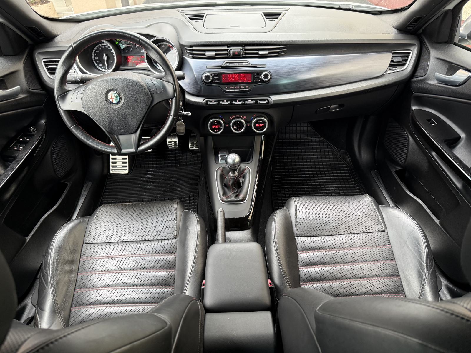 Alfa Romeo Giulietta 2,0 JTD-m,125kw,2013.god.reg.2/2027.god.Koža,VISA, fotografija 8