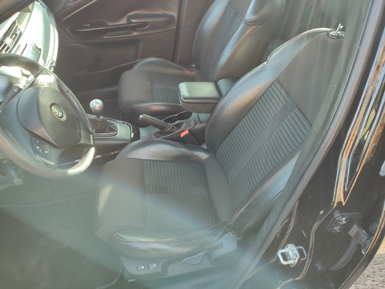 Alfa Romeo Giulietta 2,0 JTDm D.N.A., fotografija 8