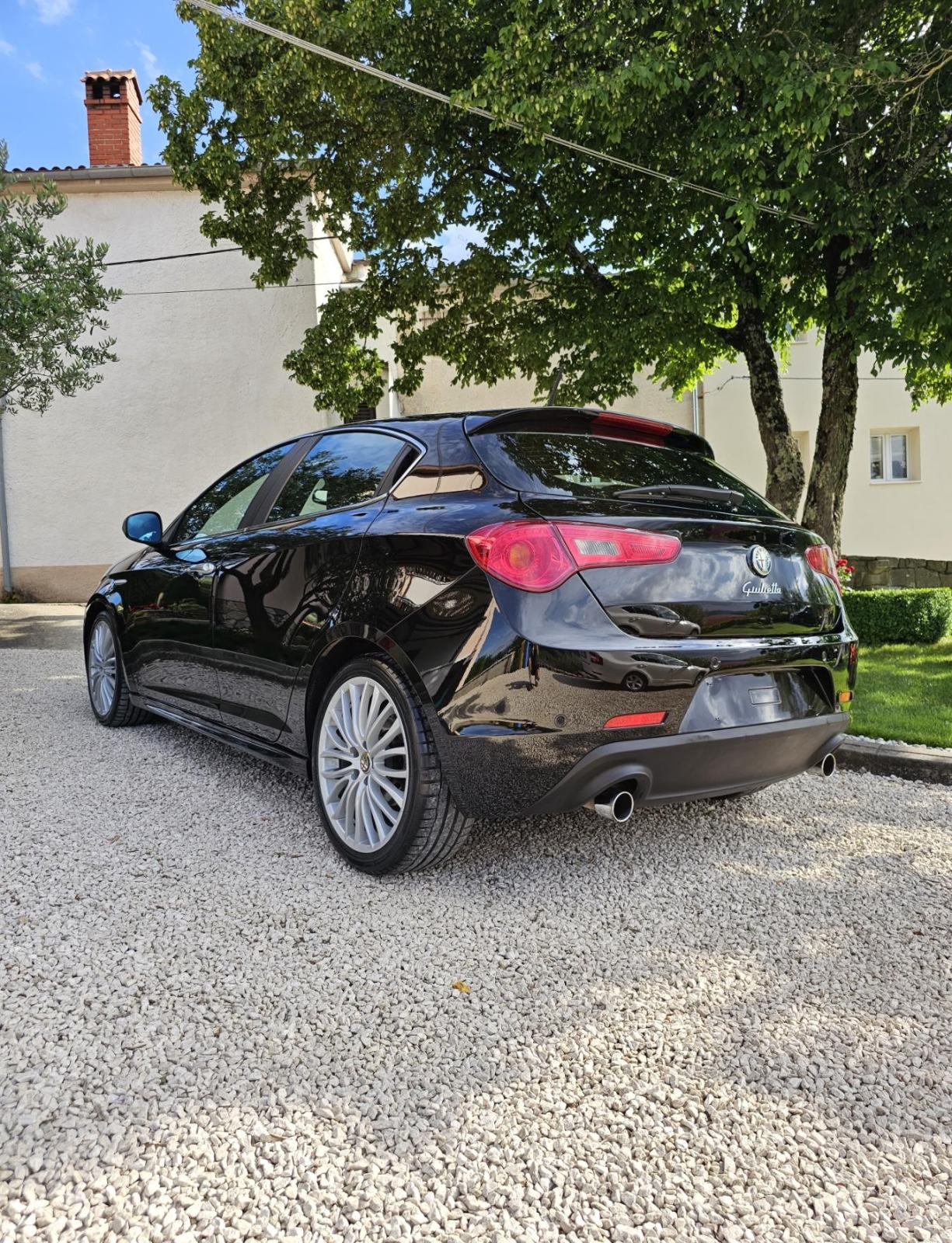 Alfa Romeo Giulietta 2,0 JTDm D.N.A., fotografija 2