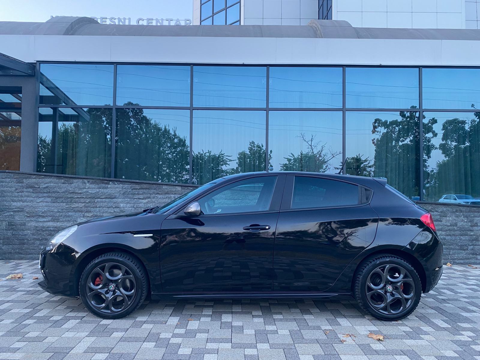 Alfa Romeo Giulietta 2,0 JTD - VELOCE - FULL OPREMA - DNA - REG 04/27, fotografija 6