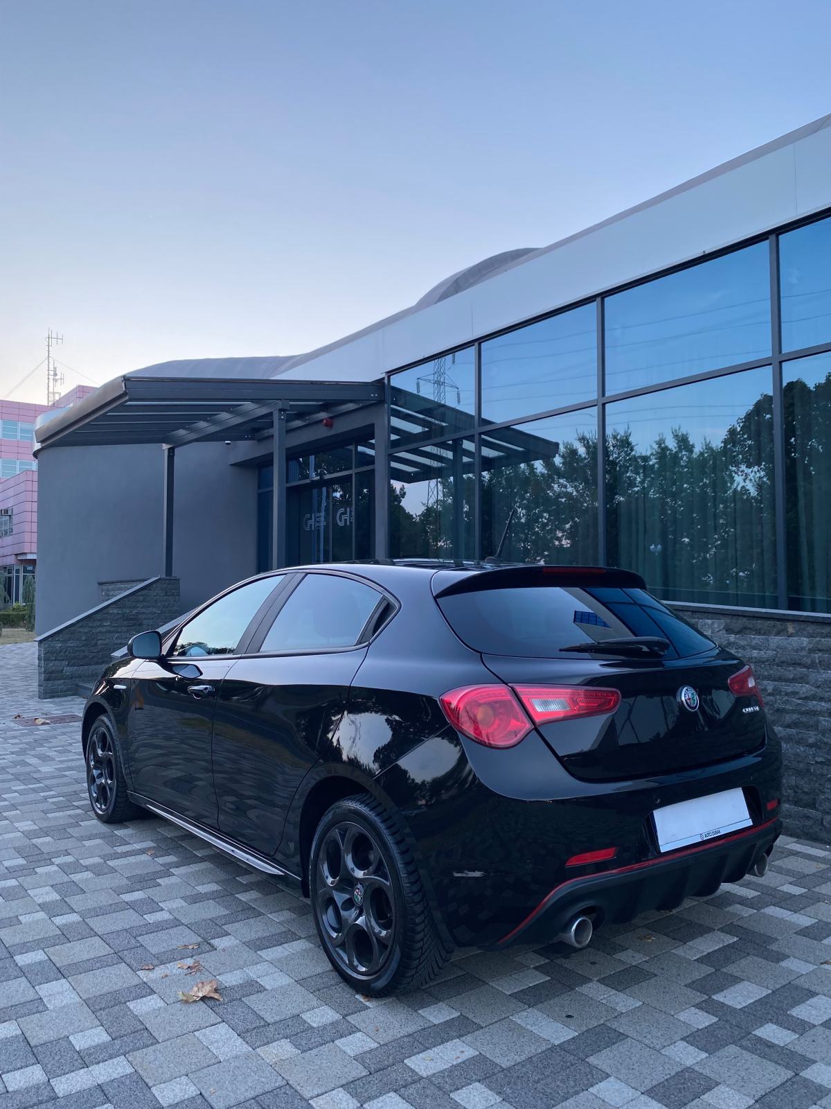Alfa Romeo Giulietta 2,0 JTD - VELOCE - FULL OPREMA - DNA - REG 04/27, fotografija 7